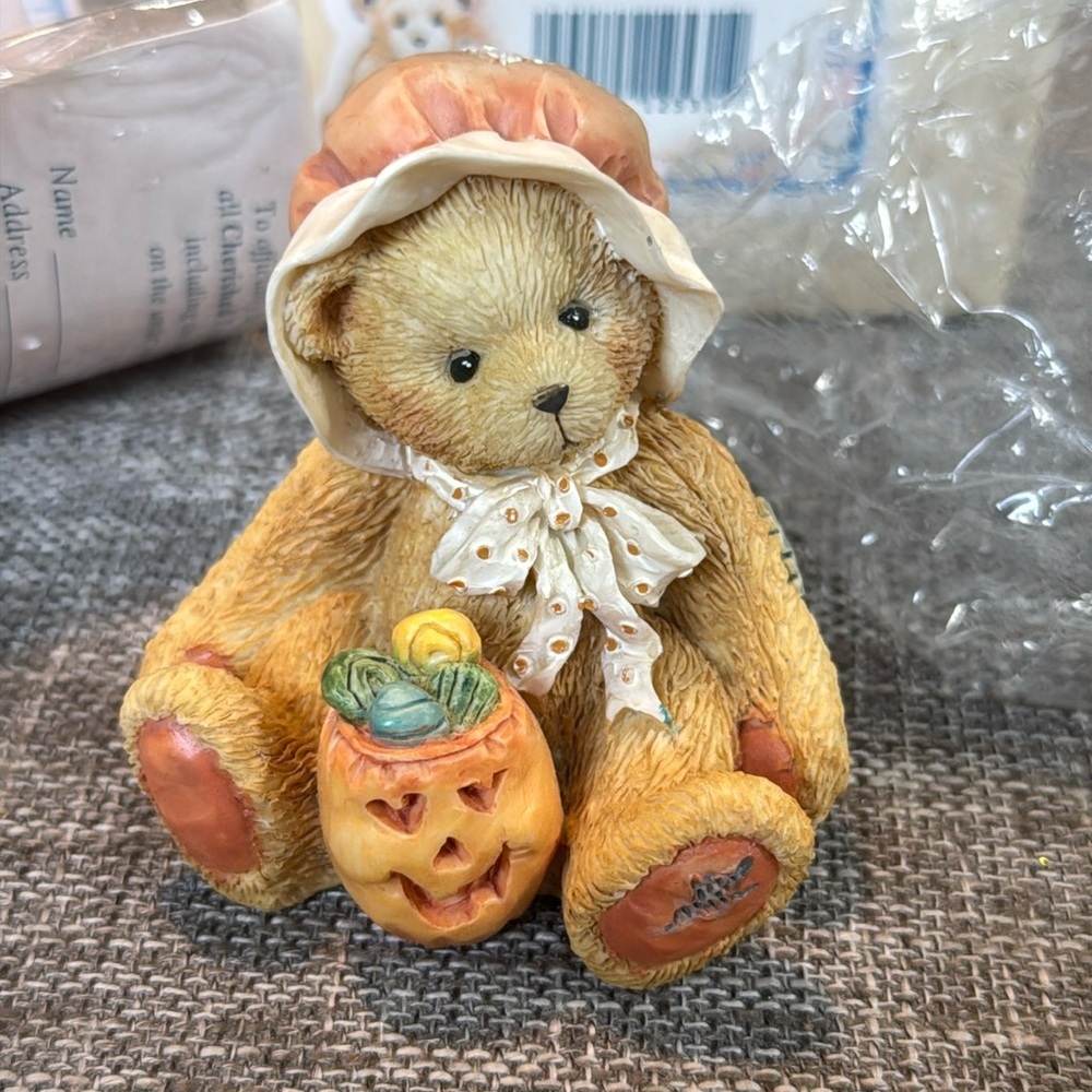 Cherished Teddies Connie Jack-O- Lantern Figurine Original Box 1993 Edition